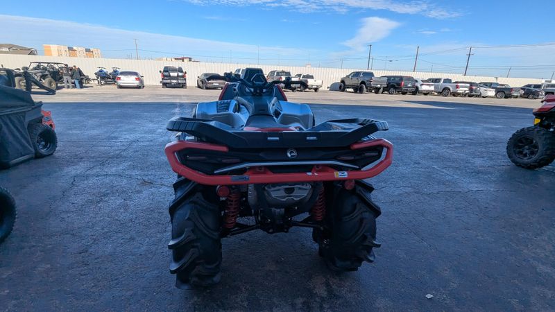 2025 Can-Am OUTLANDER XMR 1000 HYPER SILVER AND LEGION RED Image 12