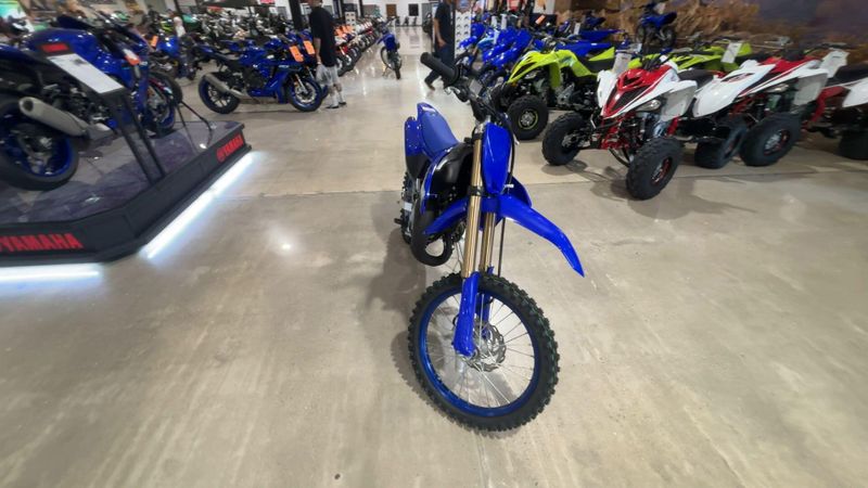 New 2027 Yamaha YZ85LW Image 6