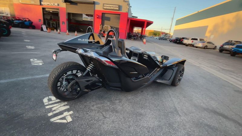 New 2025 Polaris SLINGSHOT SL AUTODRIVE Image 4
