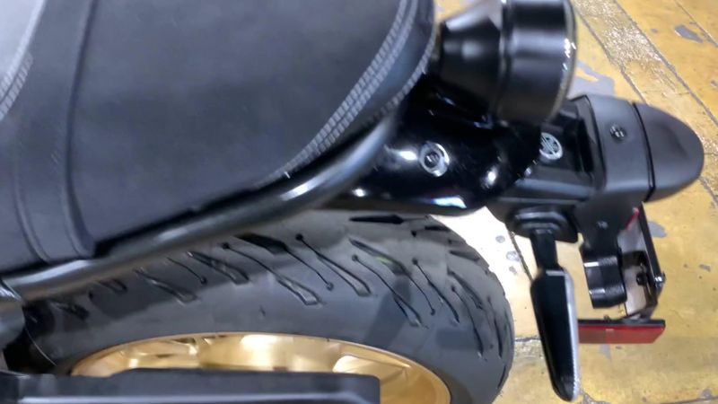 New 2025 Yamaha XSR700 Image 8