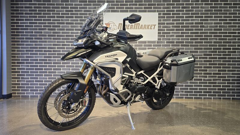 2023 Triumph Tiger 1200 Rally Explorer