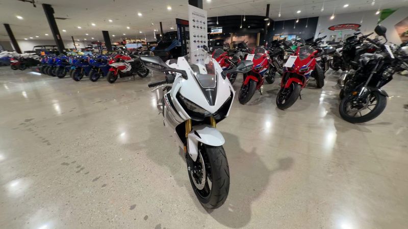 New 2026 Honda CBR1000RR Image 3