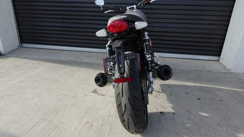 New 2025 Triumph Speed Twin 1200 Base 