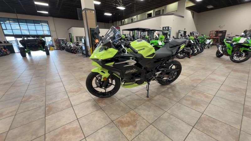 New 2026 Kawasaki NINJA 500 SE ABS Image 5