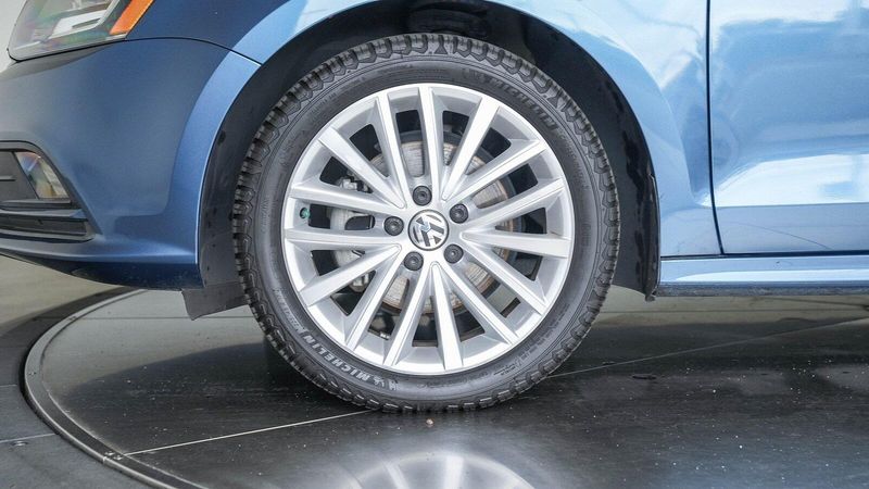 2016 Volkswagen Jetta 1.8T SELImage 11