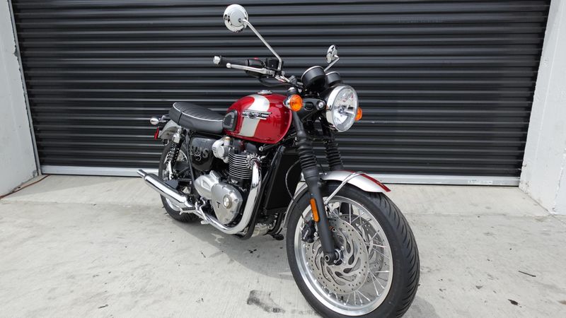 New 2025 Triumph Bonneville T120 Elvis Edition Euro 5a 