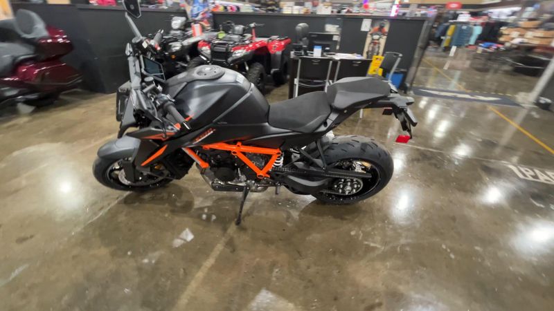New 2026 KTM 1390 SUPER DUKE R EVO Image 5