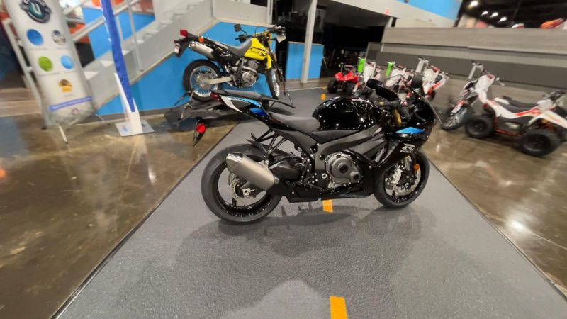 New 2027 Suzuki GSX-R750 Image 9