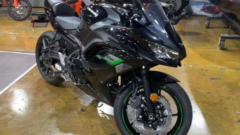2025 Kawasaki NINJA 650 Image 8