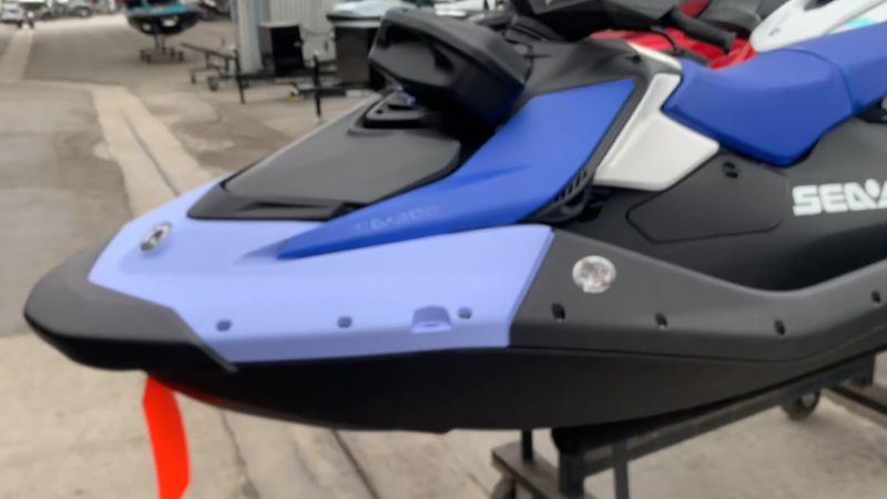 New 2024 Sea-Doo SPARK FOR 3 90 CONVENIENCE PACKAGE (SOUND SYSTEM) Image 4