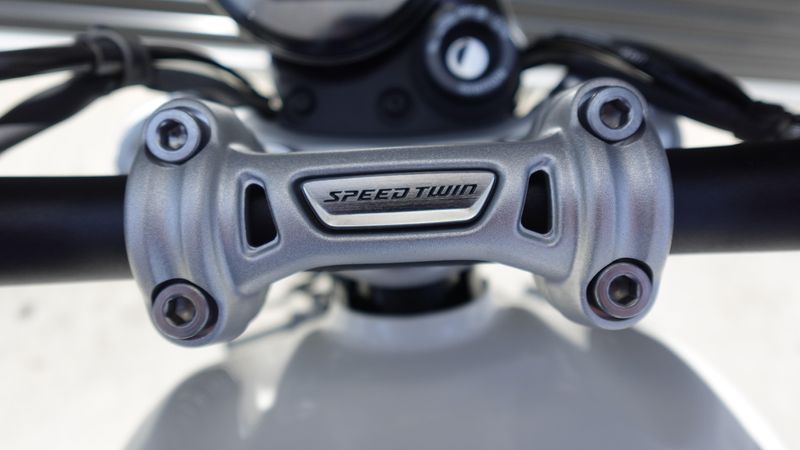 New 2025 Triumph Speed Twin 1200 Base 