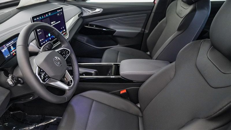 New 2025 Volkswagen ID.4 Pro SImage 19