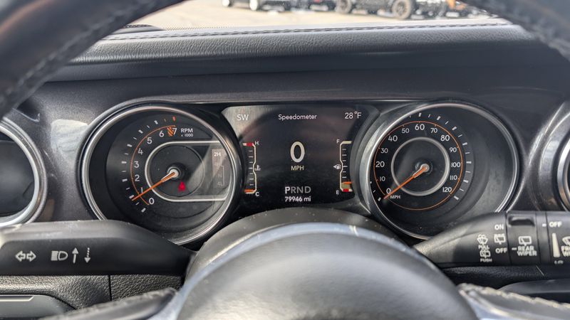 Used 2020 Jeep Wrangler Unlimited Sahara AltitudeImage 23