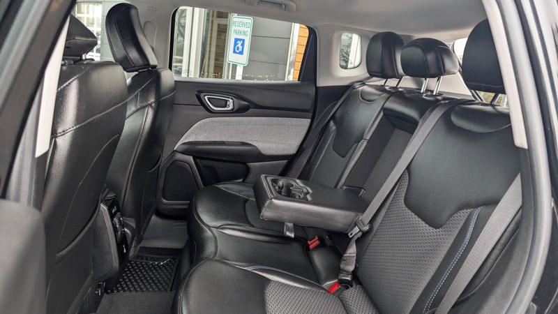 Used 2022 Jeep Compass LatitudeImage 13