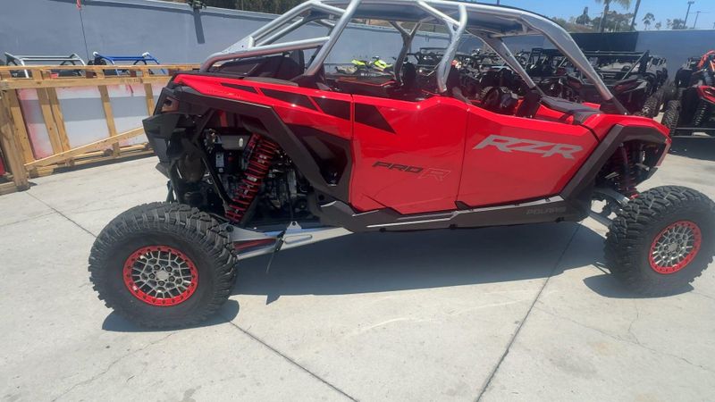 New 2026 Polaris RZR PRO R 4 ULTIMATE Image 9