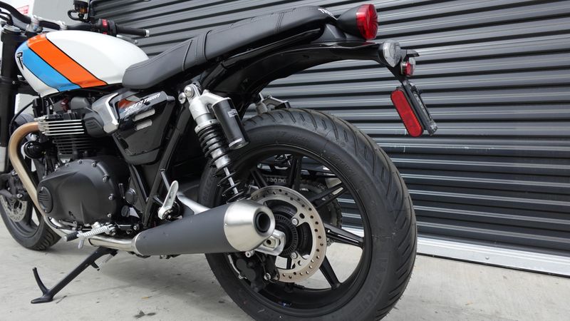 New 2025 Triumph Speed Twin 900 Base 