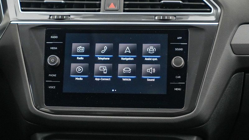2022 Volkswagen Tiguan 2.0T SEImage 13