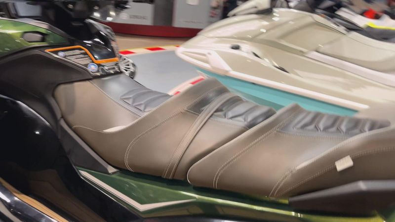 New 2025 Kawasaki JET SKI ULTRA 160LX Image 9