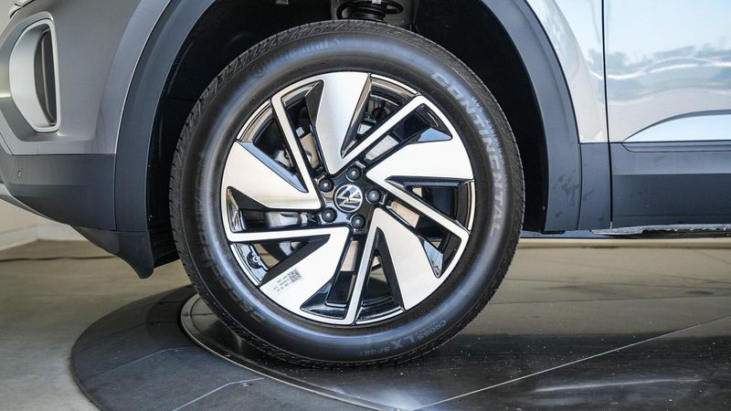 2025 Volkswagen Atlas 2.0T SE w/TechnologyImage 10