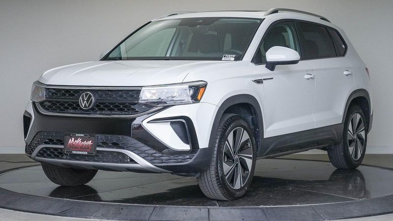 2024 Volkswagen Taos 1.5T SEImage 1