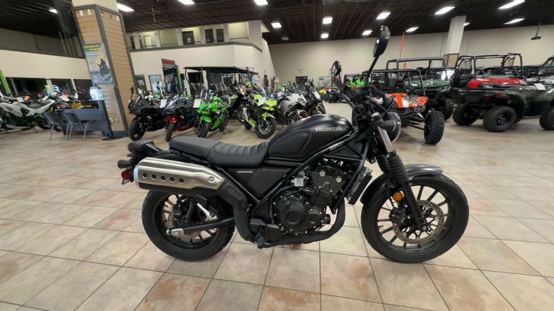 New 2026 Honda SCL500 Image 2