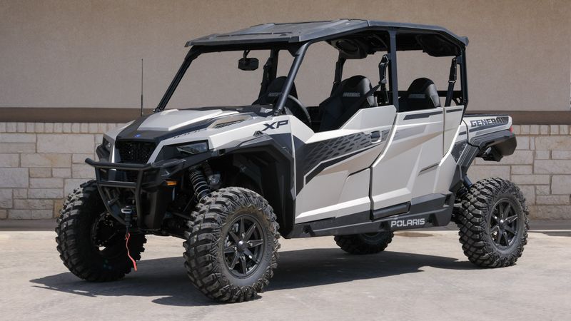 2024 Polaris GENERAL XP 4 1000 ULTIMATE MATTE SILVER QUARTZImage 7