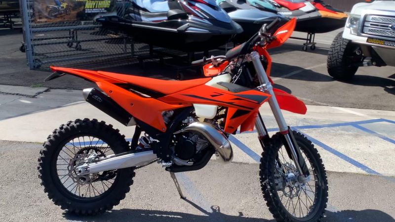 New 2025 KTM 150 XC-W Image 5