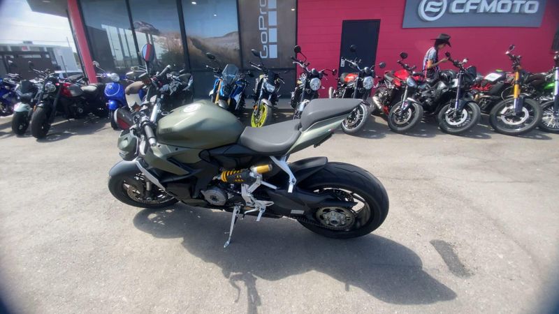 Used 2025 Ducati STREETFIGHTER V2 Image 2
