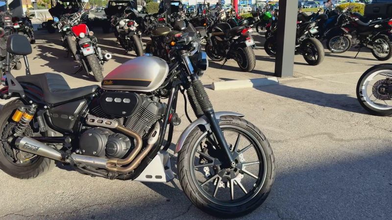 Used 2015 Yamaha BOLT C-SPEC Image 2