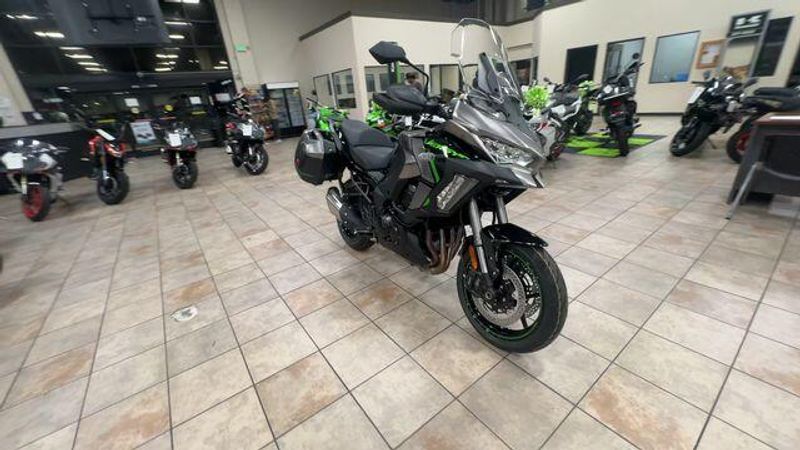 New 2025 Kawasaki VERSYS 1100 SE LT ABS Image 6