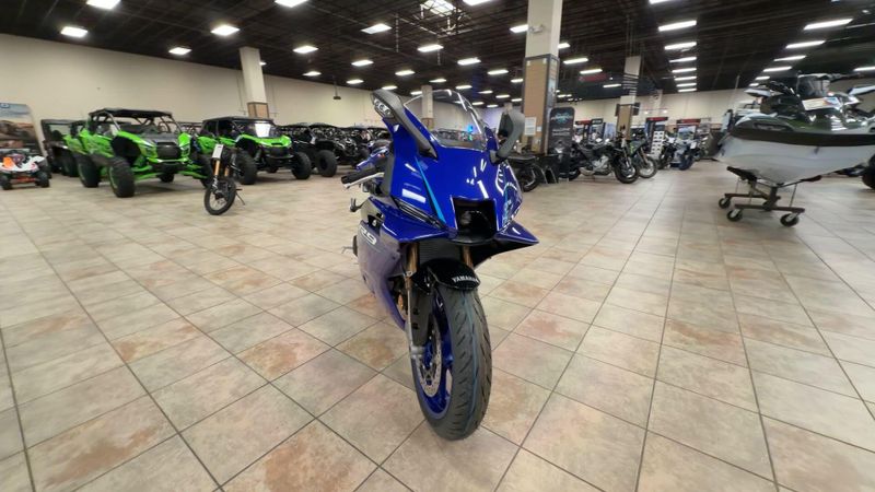New 2027 Yamaha YZF-R9 Image 3