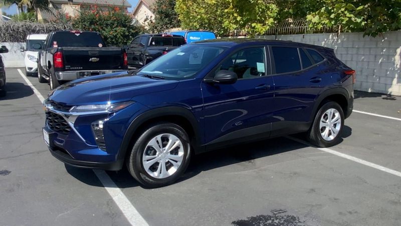 Used 2024 Chevrolet Trax LSImage 5