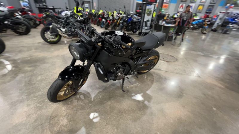 Used 2025 Yamaha XSR900 Image 4