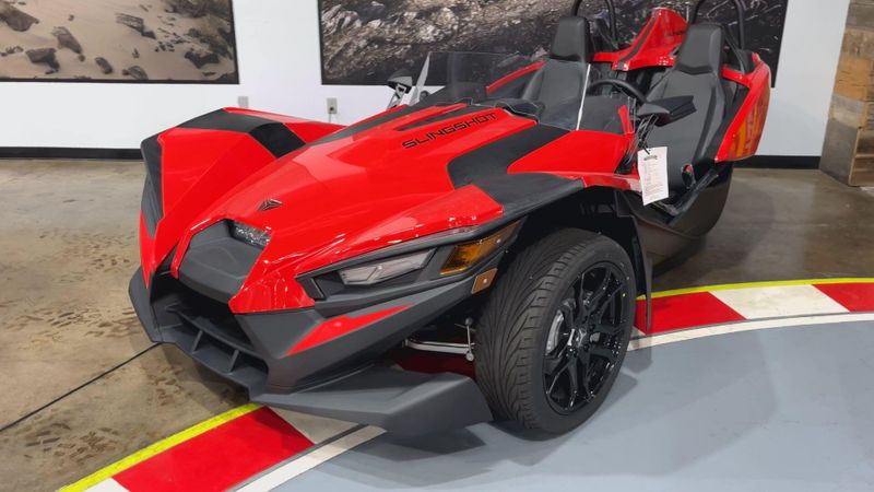 New 2025 Polaris SLINGSHOT S AUTODRIVE Image 7