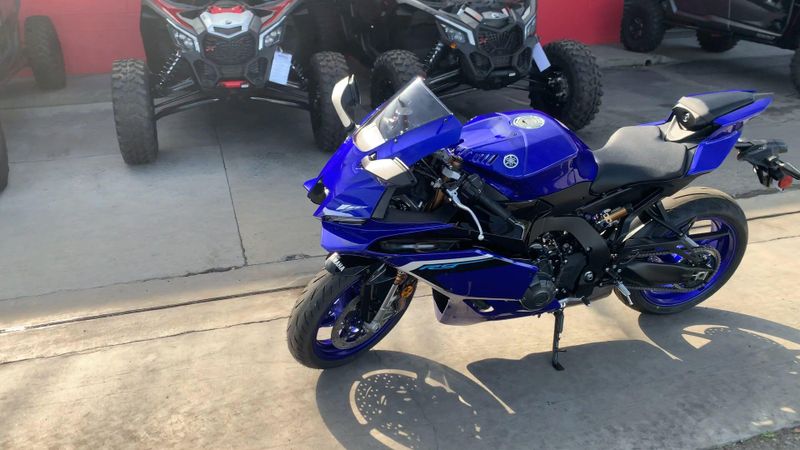 New 2025 Yamaha YZF-R9 Image 5