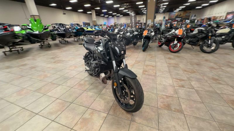 Used 2022 Yamaha MT-07 CA Image 3