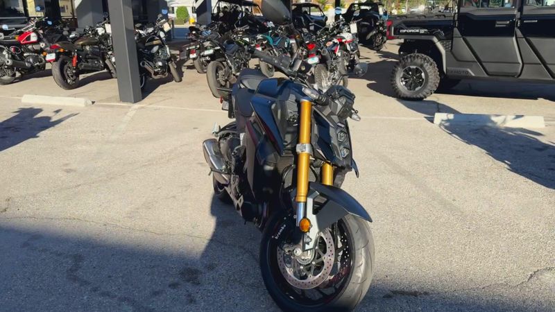 Used 2023 Suzuki GSX-S1000 Image 2