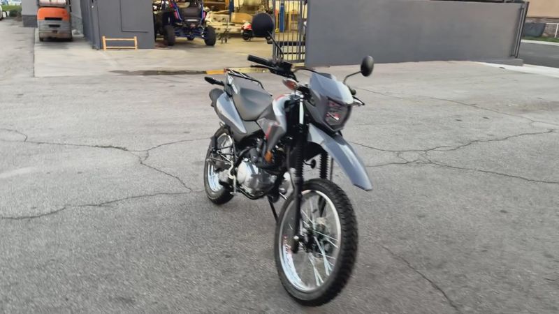 New 2025 Honda XR150L Image 3