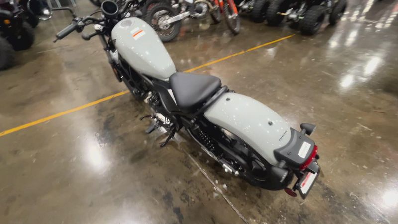 New 2026 Honda REBEL 300 E-CLUTCH Image 6