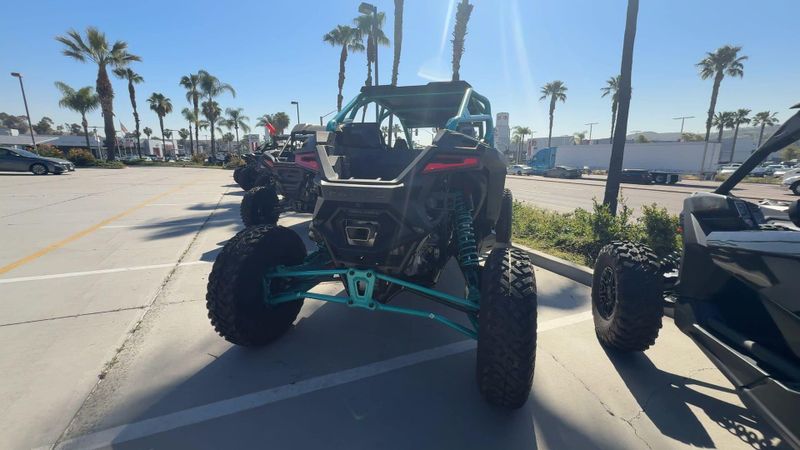 New 2025 Polaris RZR PRO R 4 ULTIMATE Image 8