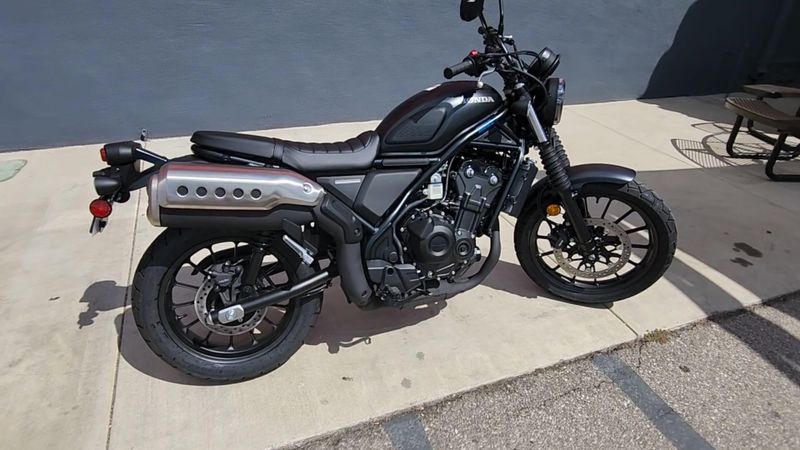 New 2025 Honda SCL500 Image 4