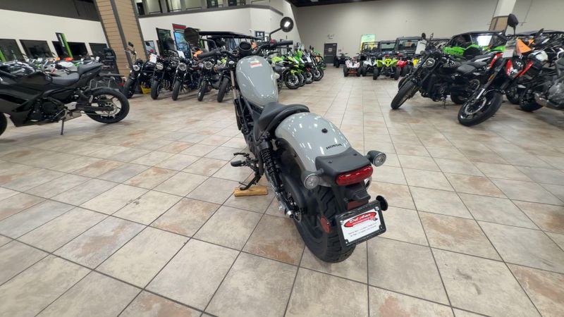 New 2026 Honda REBEL 300 E-CLUTCH Image 7