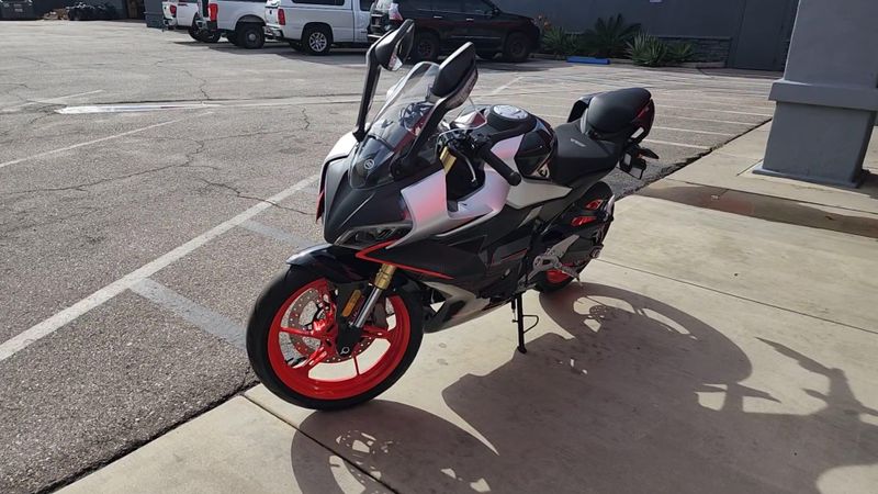 New 2026 CFMOTO 450SS Image 8