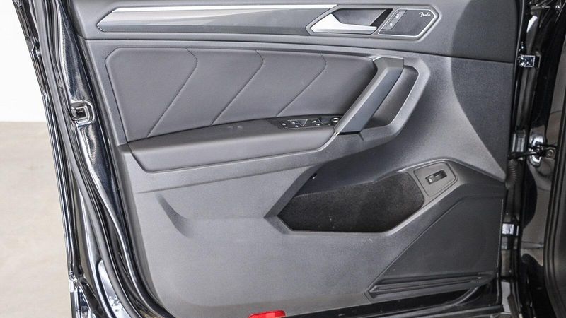 2019 Volkswagen Tiguan 2.0T SEL Premium R-LineImage 21
