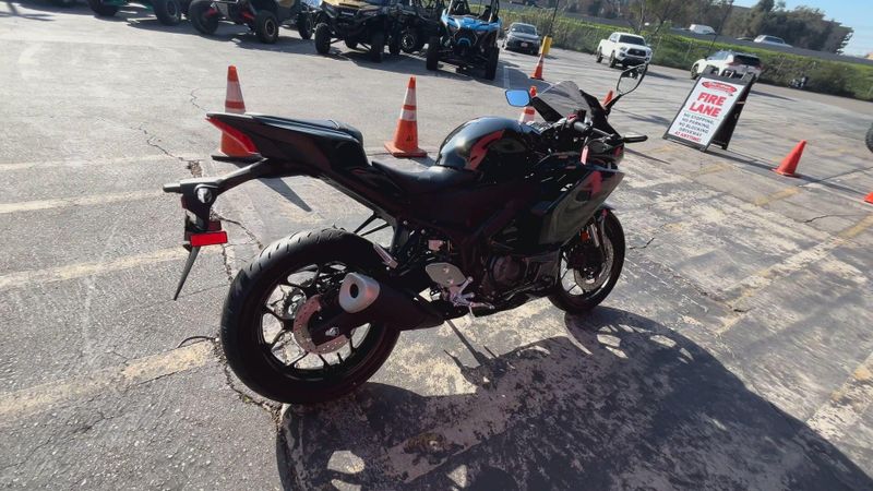 New 2026 Yamaha YZF-R3 ABS Image 8