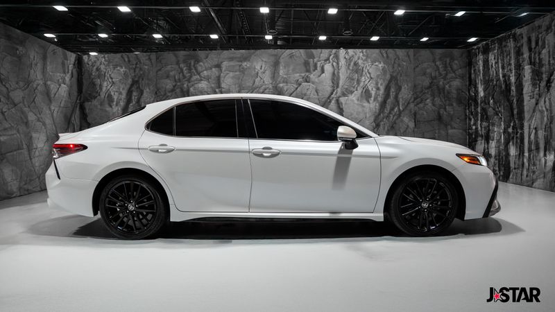 2021 Toyota Camry XSE photo 25