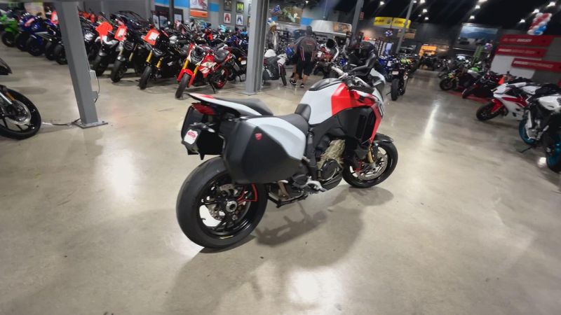 Used 2025 Ducati MULTISTRADA V4 RS Image 8