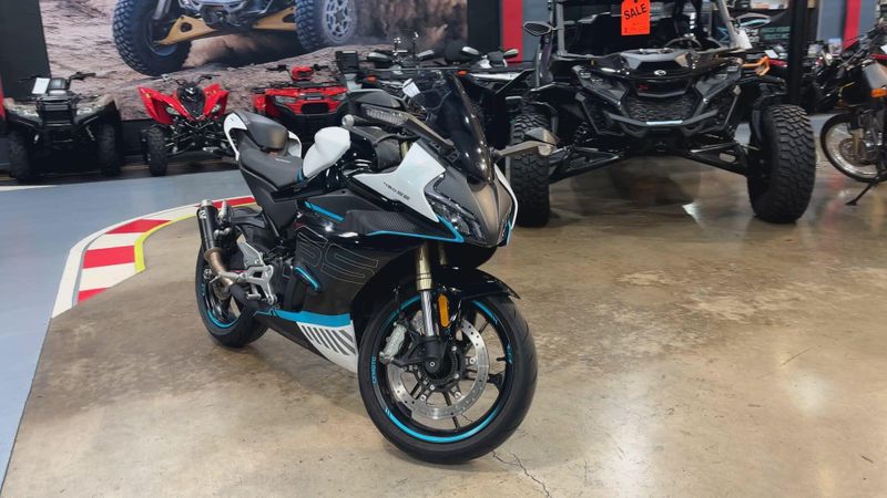 Used 2023 CFMOTO 450SS Image 2