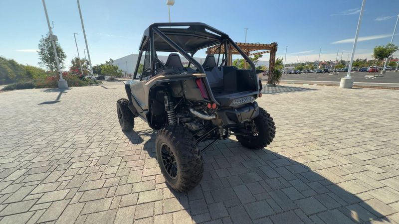 New 2026 Honda TALON1000R FOX LIVE VALVE Image 7