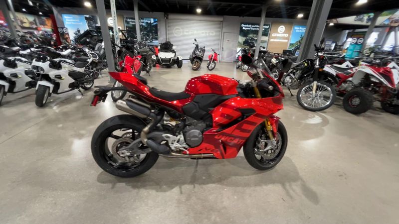 New 2027 Ducati PANIGALE V2 MM93 Image 9